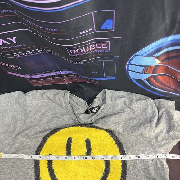 WE LOVE BELLA by IL Cicerone Happy Face Y2K Hippie Crop Top Shirt - Picture 5 of 7